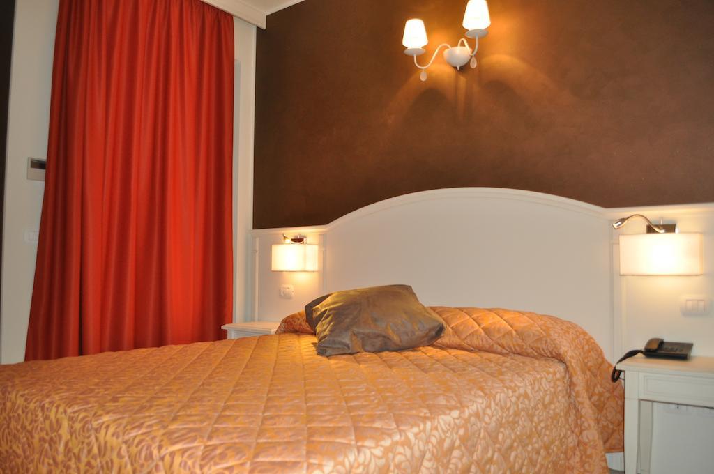 Hotel Centova Perugia Værelse billede