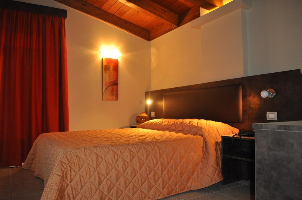 Hotel Centova Perugia Værelse billede
